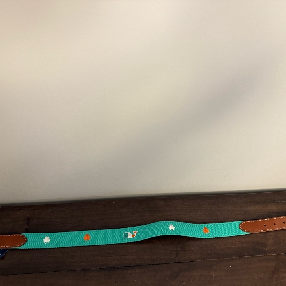 Vineyard Vines Shamrock & Whale Embroidered Canvas Belt Size 30